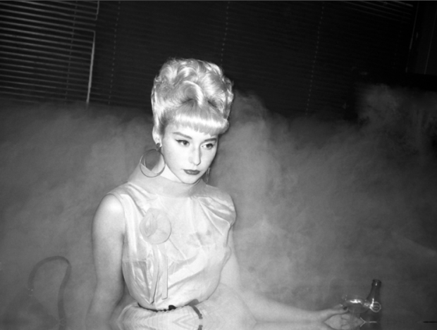 fifi chachnil aux bains